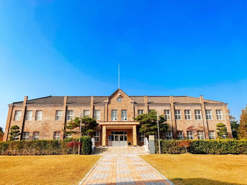 Mokwon University